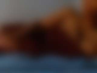 Live cam show with diamond44ddd - Black Middle Aged on Cam Slut