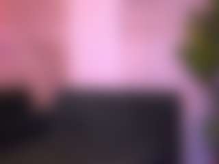 Live cam show with Kyliekroft - Deepthroat on StripNow