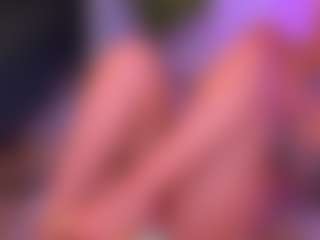 Live cam show with Kyliekroft - New Spank on StripNow