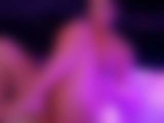 Live cam show with Kyliekroft - Handjob on Dolls Live