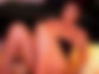 Live cam show with Kyliekroft - Full Nudity on wildcum.com