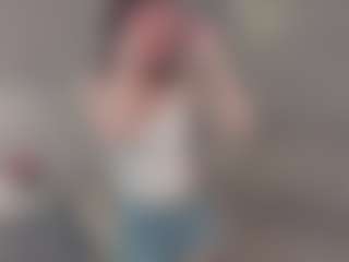 LilliamCalabro's Live Sex Cam Show
