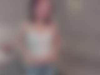 LilliamCalabro's Live Sex Cam Show