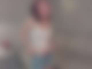 LilliamCalabro's Live Sex Cam Show