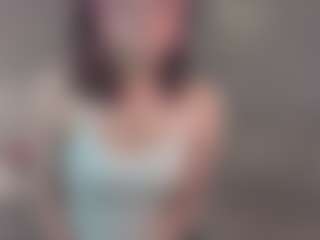 LilliamCalabro's Live Sex Cam Show