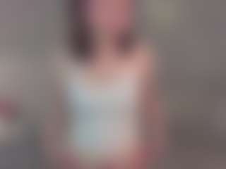LilliamCalabro's Live Sex Cam Show