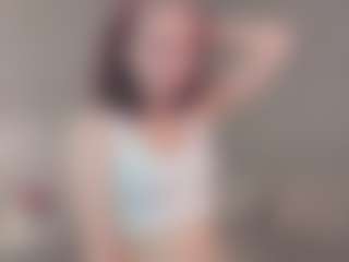 LilliamCalabro's Live Sex Cam Show