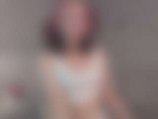 LilliamCalabro's Live Sex Cam Show