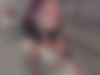 LilliamCalabro's Live Sex Cam Show
