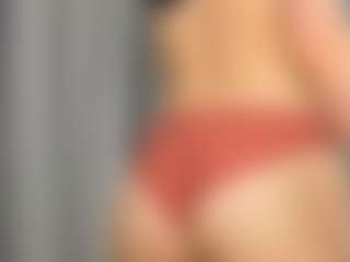 LilliamCalabro's Live Sex Cam Show