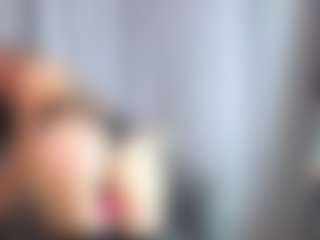 Live cam show with LilliamCalabro - Red Hair Young Adult on SxyPornLive