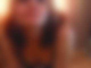 Live cam show with LilliamCalabro - Skinny on sexytreat.net