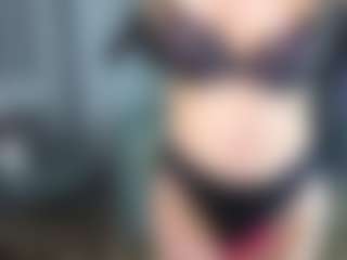 LilliamCalabro's Live Sex Cam Show