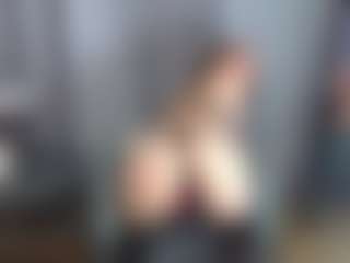 LilliamCalabro's Live Sex Cam Show