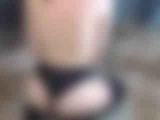 LilliamCalabro's Live Sex Cam Show
