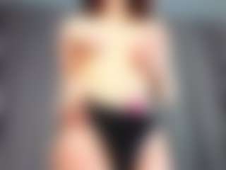 LilliamCalabro's Live Sex Cam Show