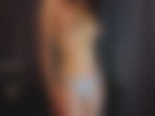 Live cam show with LilliamCalabro - Red Hair Young Adult on Camsoda