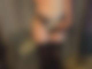 LilliamCalabro's Live Sex Cam Show