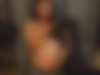 Live cam show with LilliamCalabro - Ass Clapping on Free Soda