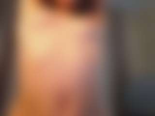 Live cam show with LilliamCalabro - Petite on Camsoda