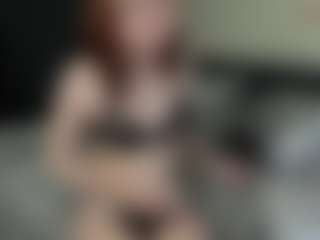 Live cam show with LilliamCalabro - Red Hair on Hubzter Live