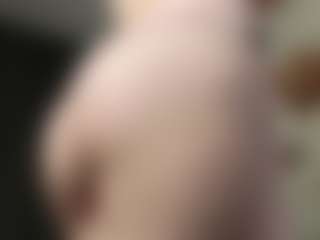 LilliamCalabro's Live Sex Cam Show
