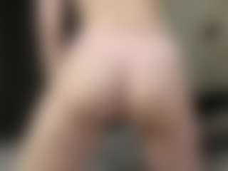 LilliamCalabro's Live Sex Cam Show