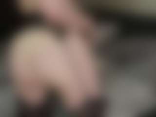 LilliamCalabro's Live Sex Cam Show