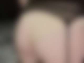 LilliamCalabro's Live Sex Cam Show
