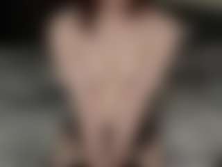 Live cam show with LilliamCalabro - Lean on Camming Site