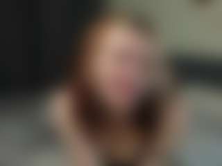Live cam show with LilliamCalabro - Oil on Streamer API