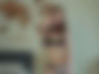 Live cam show with LilliamCalabro - Green Eyes on sexylive.show