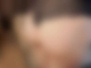 Live cam show with LilliamCalabro - Petite on Camsoda