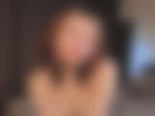 LilliamCalabro's Live Sex Cam Show