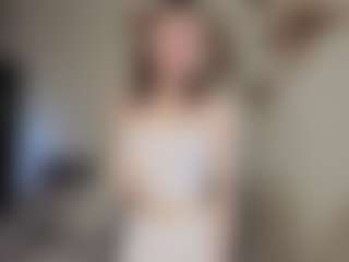 Live cam show with LilliamCalabro - Red Hair on luckytryst.com