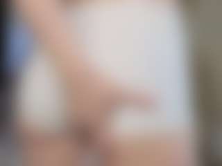 LilliamCalabro's Live Sex Cam Show