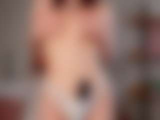 LilliamCalabro's Live Sex Cam Show