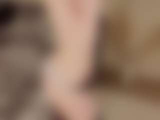 LilliamCalabro's Live Sex Cam Show