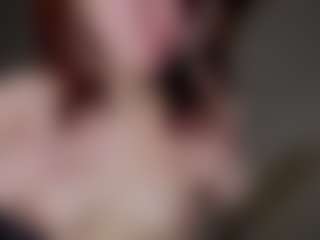 Live cam show with LilliamCalabro - Ass Bouncing on WildCum