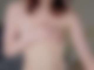 LilliamCalabro's Live Sex Cam Show