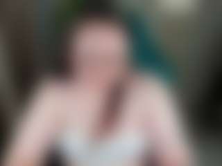 Live cam show with Nikki-Glow - Oil on Free Soda