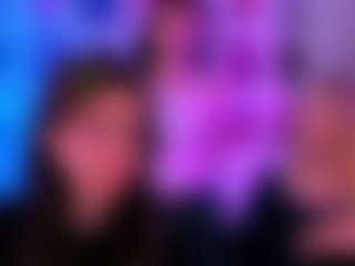 Live cam show with noelle-woww - Fingering on TeamSkeetLive