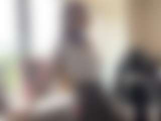 Live cam show with PhungZappulla - Green Eyes on Camiplay Live