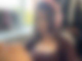 Live cam show with PhungZappulla - Athletic Bedroom on liverealitysex.com