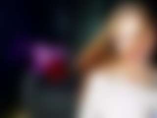 Live cam show with Princess-Li1y - Oil on justonemore.cc