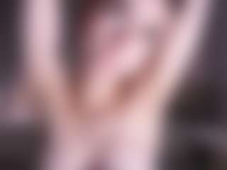 Live cam show with pussechka - Mask on studioflirtlive.com