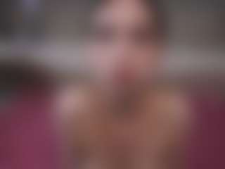 Live cam show with pussechka - Facial on Camsoda