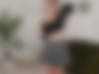 Live cam show with StaceyLarrick - Facial Piercings on liverealitysex.com