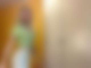 Live cam show with Sabina - New Petite on Mixed Magazine Live