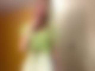 Live cam show with Sabina - New Petite on TeamSkeetLive